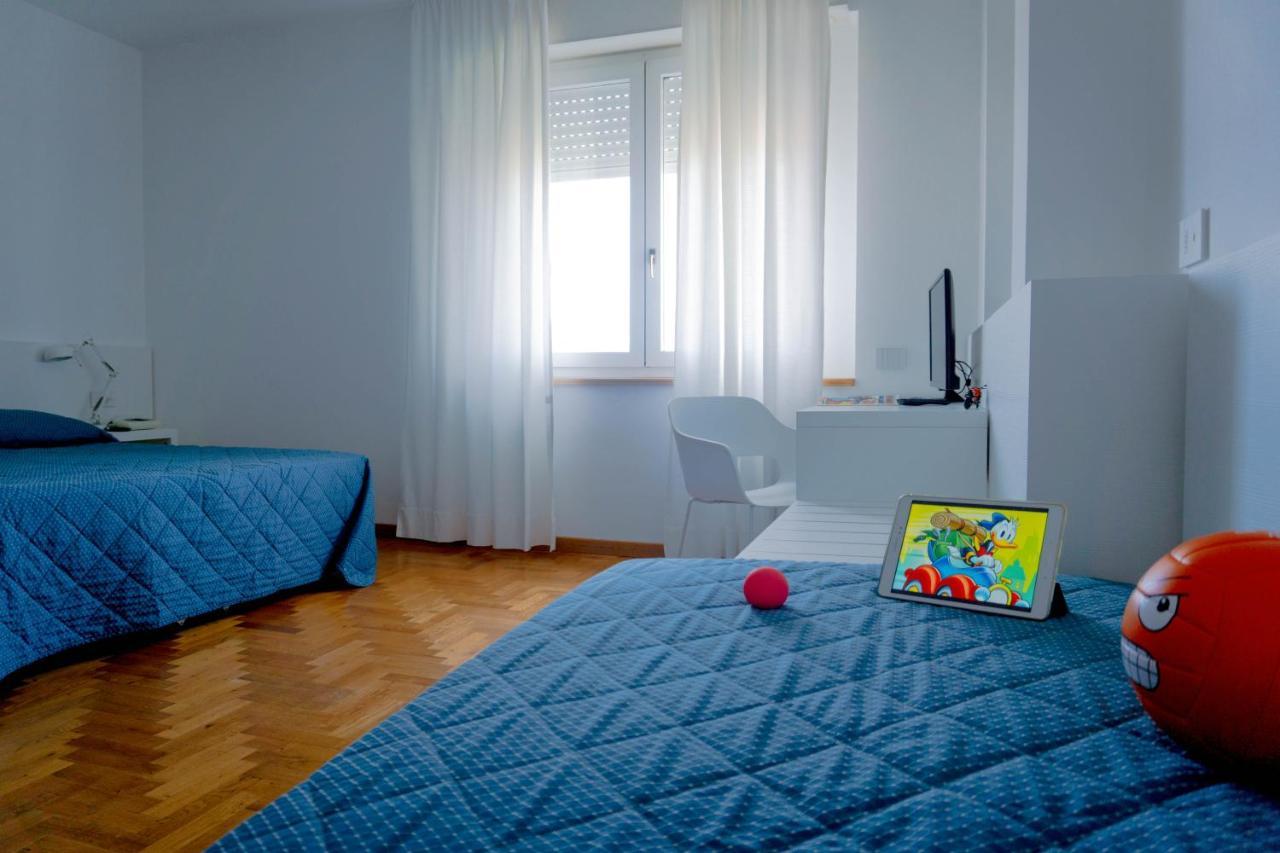 Hotel Mistral 오리스타노 외부 사진